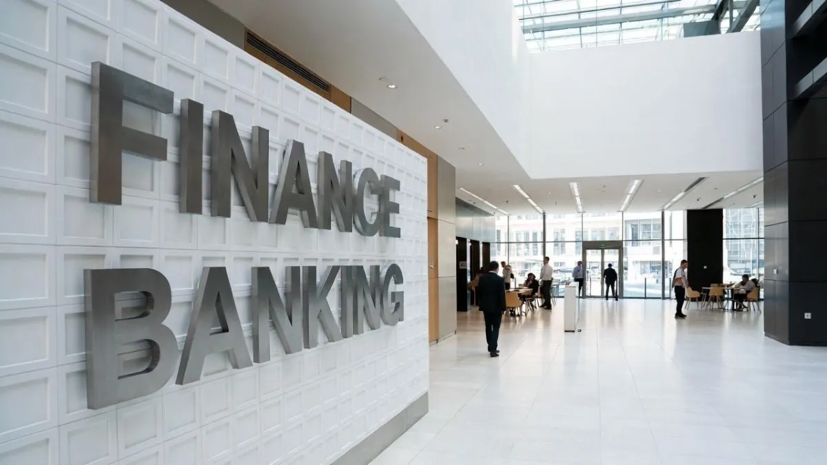 Future of Finance & Banking By Silicon Valley Weekly