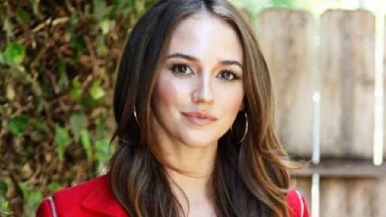 Olivia Korenberg Biography