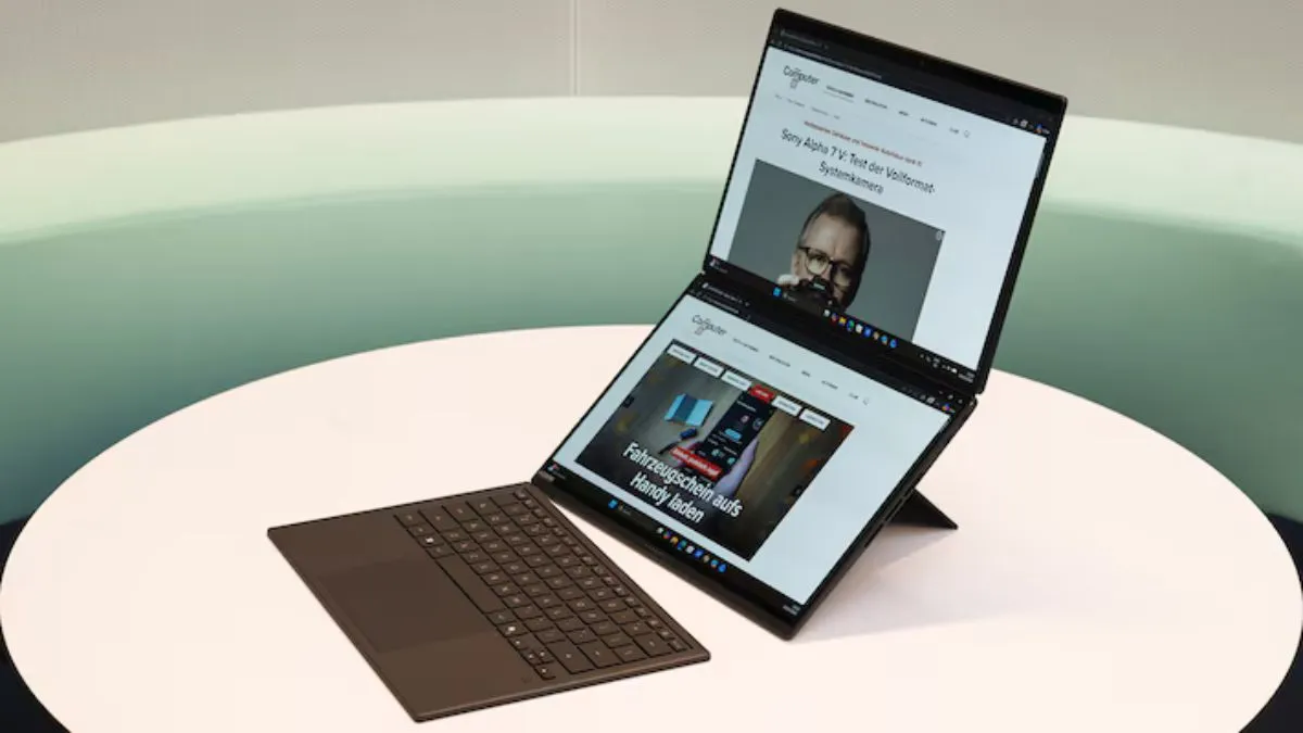 ASUS Zenbook DUO (UX8407)