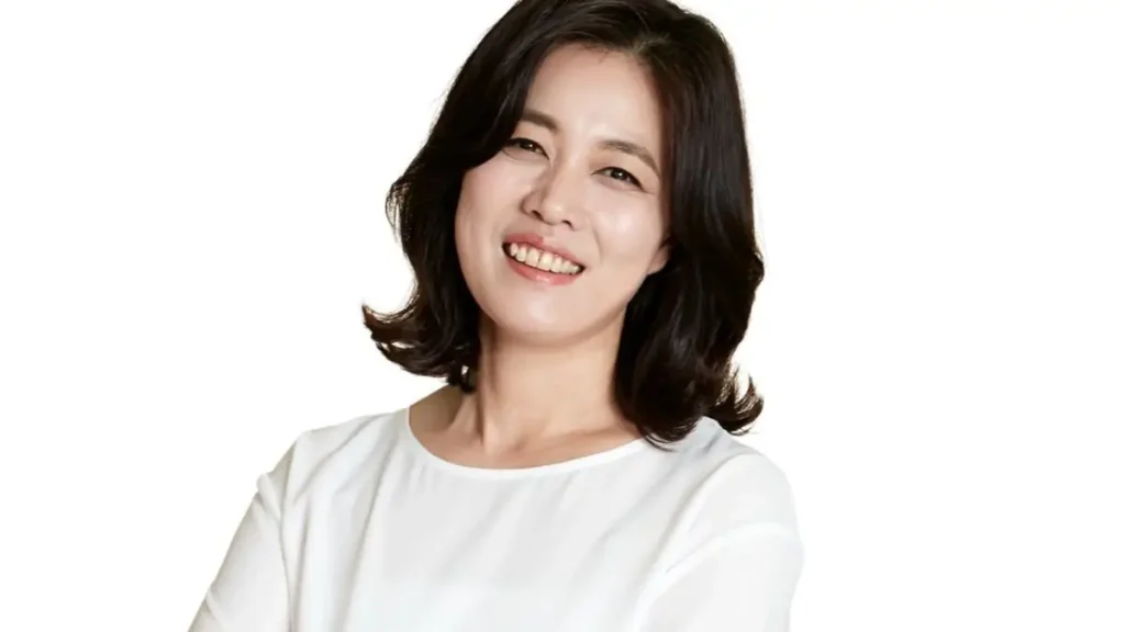 Meet the world's youngest woman tech billionaire, 22-year-old-Kim Jung-youn