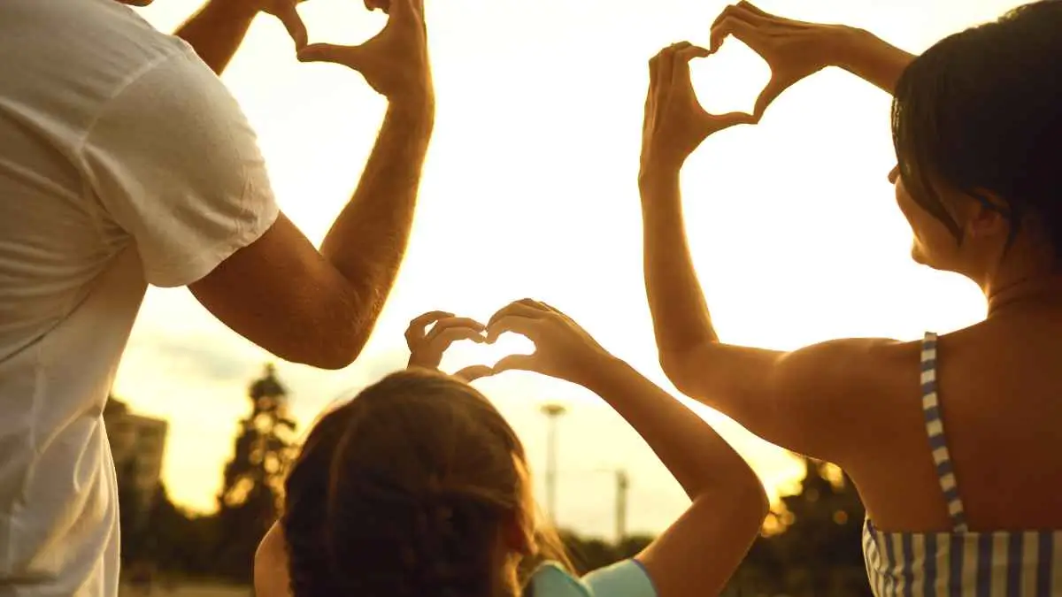 5 Reasons to Bundle Your Home and Auto Insurance
