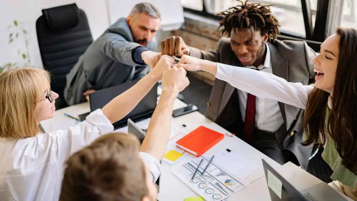 10 Key Benefits of Leadership Coaching for Professional and Business Growth
