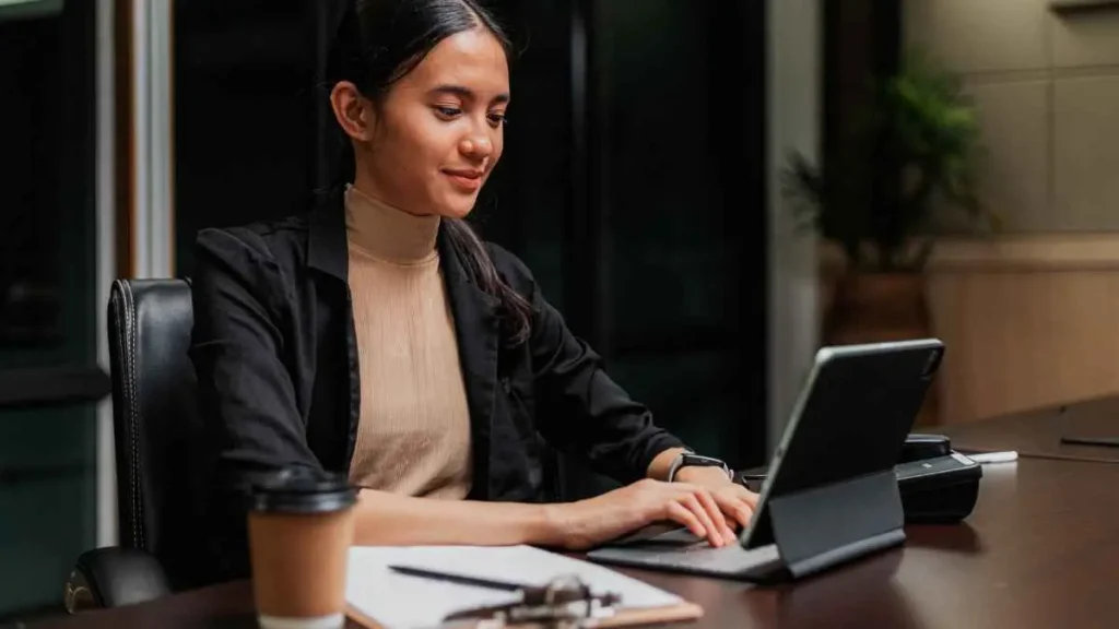 Best Startup Business Ideas for Aspiring Entrepreneurs in 2026